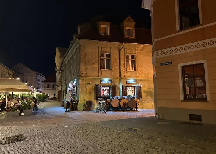 Old Town-high Hopes No2 Apartment *